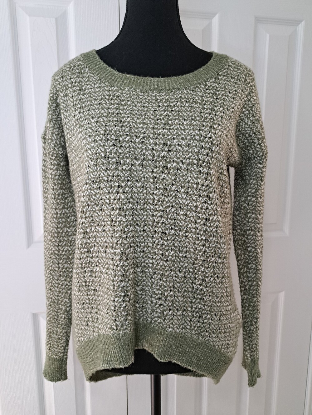 Levi's Marled Crewneck Sweater Womens Size Small Green Cream Neutral Cozy Hi Lo